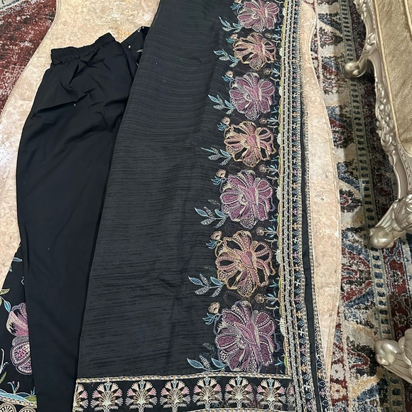 New 3 piece Pakistani dress salwar kameez dress embroidered brand MNR - Picture 7 of 10